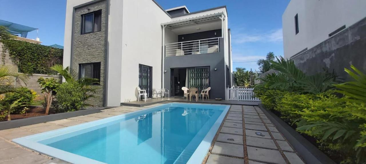 Beautiful House With Private Pool In Mauritius Albion Exterior foto